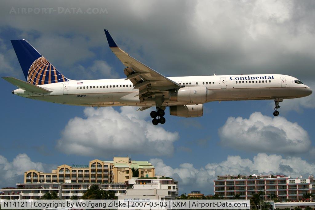 N14121, 1997 Boeing 757-224 C/N 27563, visitor