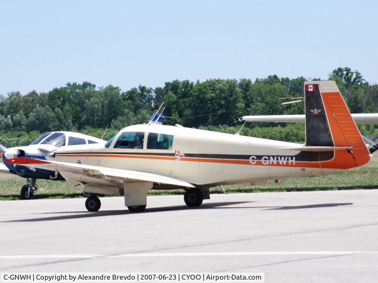 C-GNWH, 1975 Mooney M20C Ranger C/N 20 1150, Mooney M20c Taken onOshawa airshow