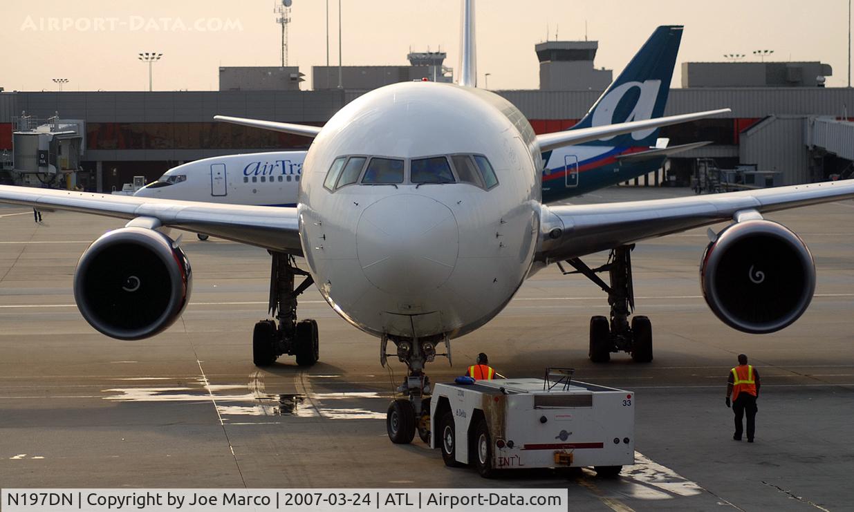N197DN, 1997 Boeing 767-332 C/N 28454, Taken @ PDK