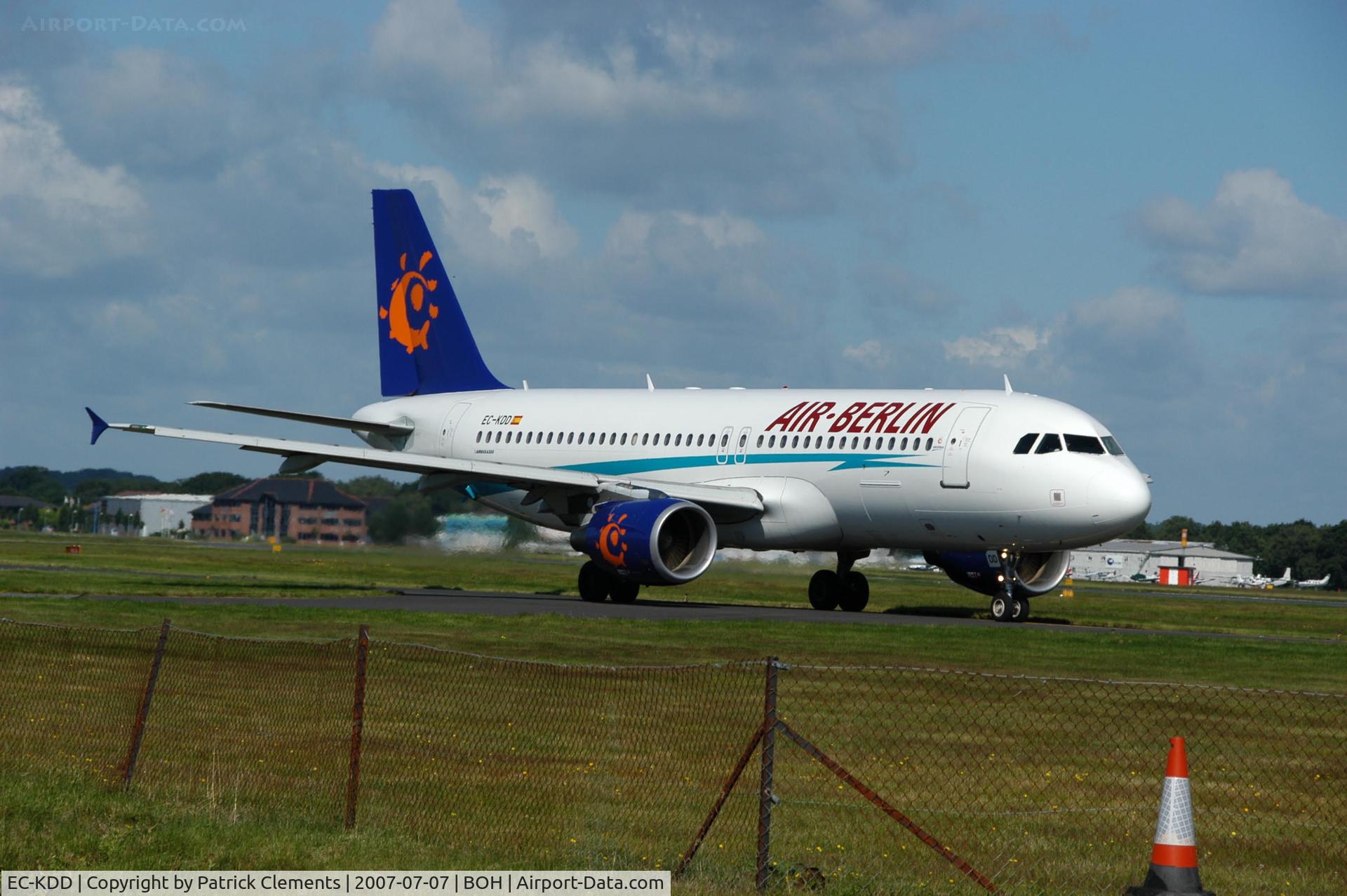 EC-KDD, 2002 Airbus A320-214 C/N 1767, BACK TO PALMA HEADING FOR 26