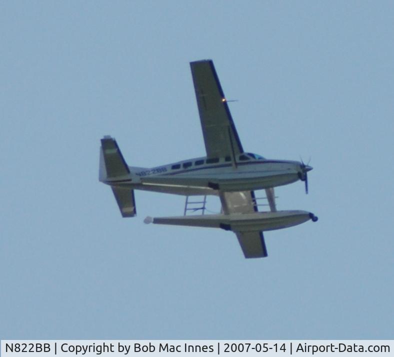 N822BB, 2000 Cessna 208 Caravan I C/N 20800329, Spotted over Redding Connecticut
