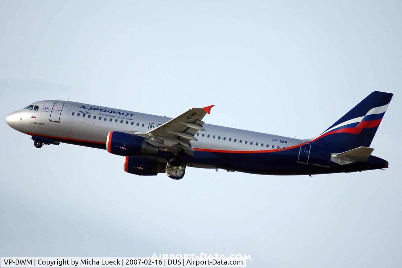 VP-BWM, 2004 Airbus A320-214 C/N 2233, Climbing out of Düsseldorf