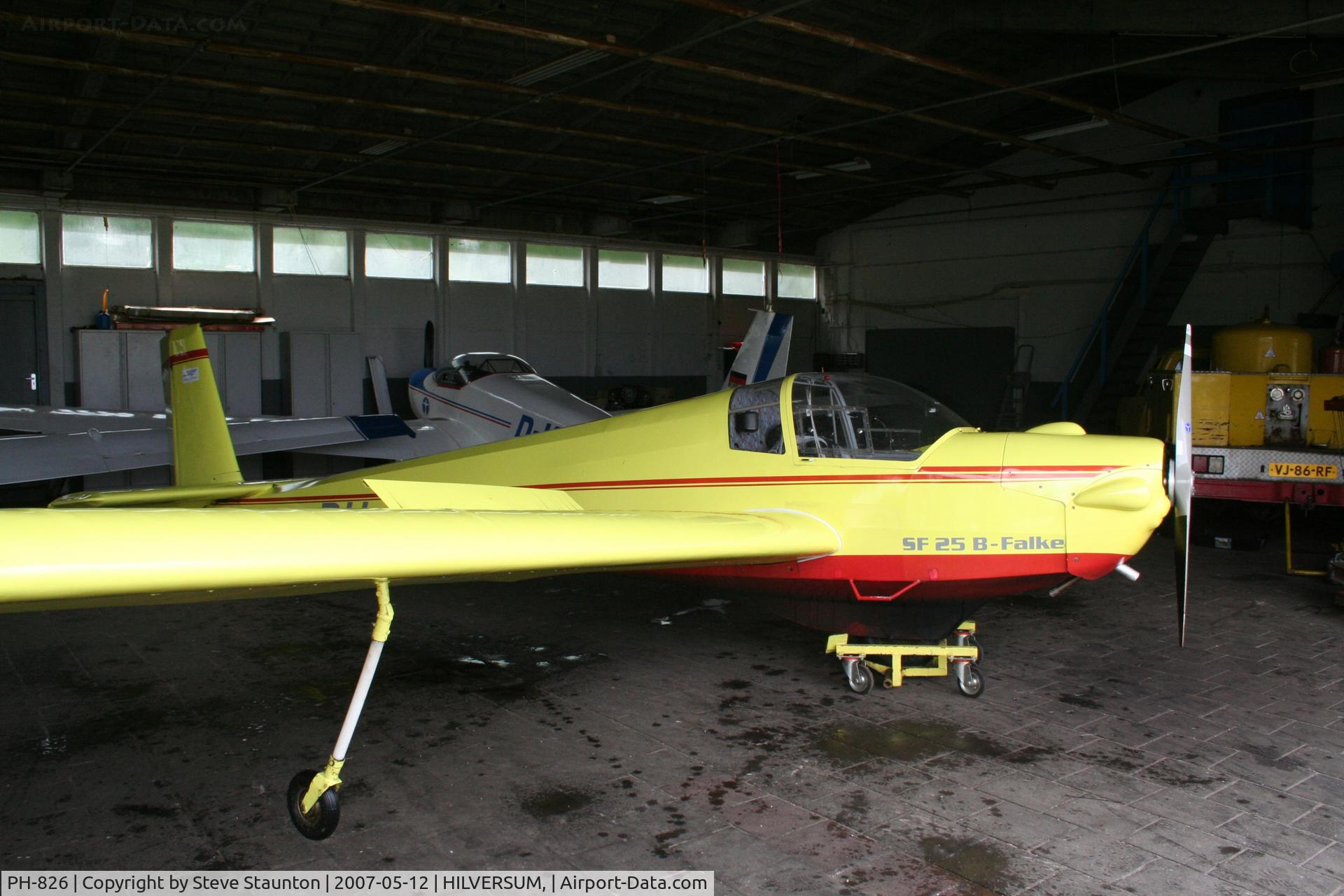 PH-826, Sportavia-Putzer SF-25B Falke C/N 4812, Taken on a recent Aeroprint tour