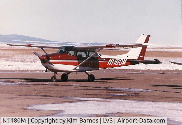 N1180M, 1969 Cessna 172K Skyhawk C/N 17258680, On the ramp at Las Vegas New Mexico