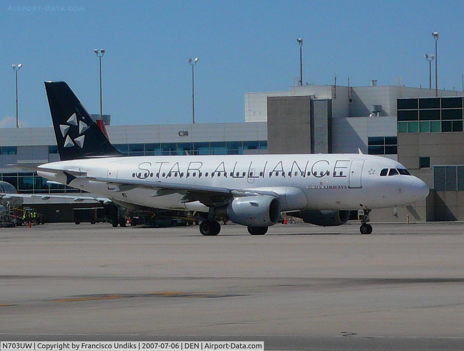 N703UW, 1998 Airbus A319-112 C/N 0904, Taxiing on Charlie Sierra eastbound.