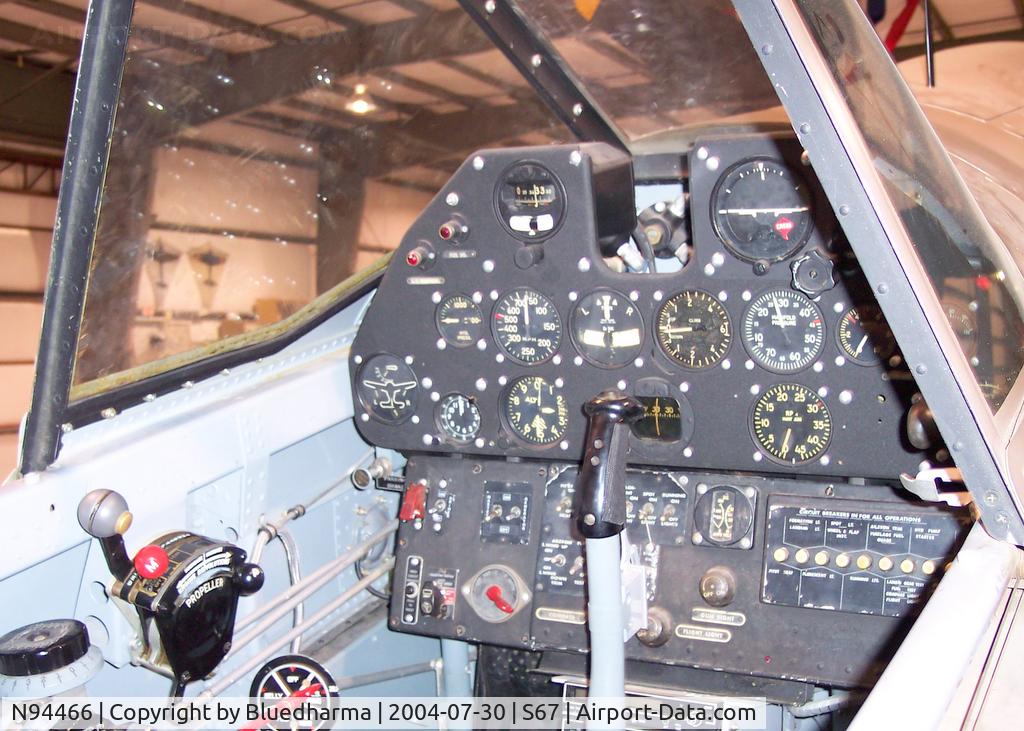 N94466, 1942 Curtiss P-40E C/N AK-899, Cockpit View