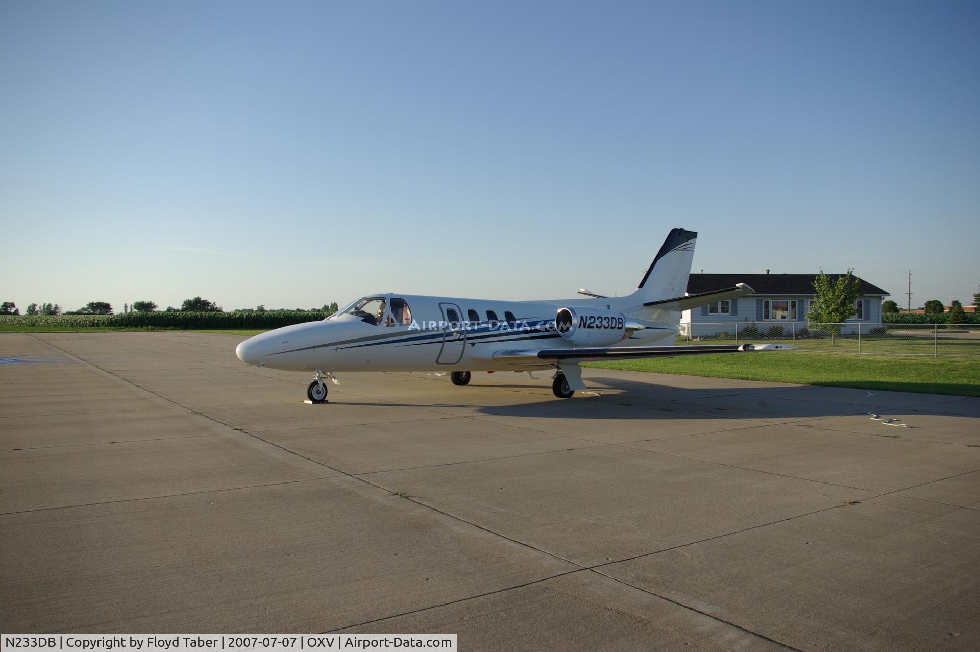 N233DB, 1974 Cessna 500 Citation C/N 500-0158, In for the Races
