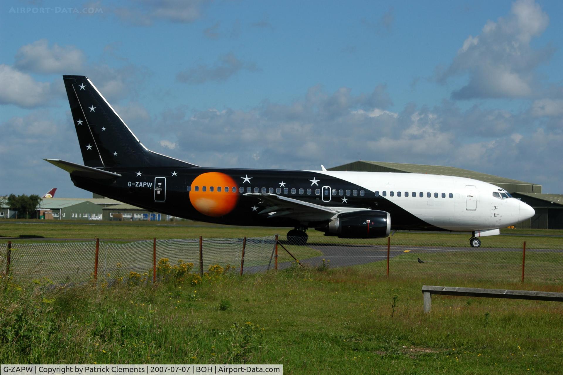 G-ZAPW, 1988 Boeing 737-3L9 C/N 24219, TITAN ON ROUTE TO BIRMINGHAM