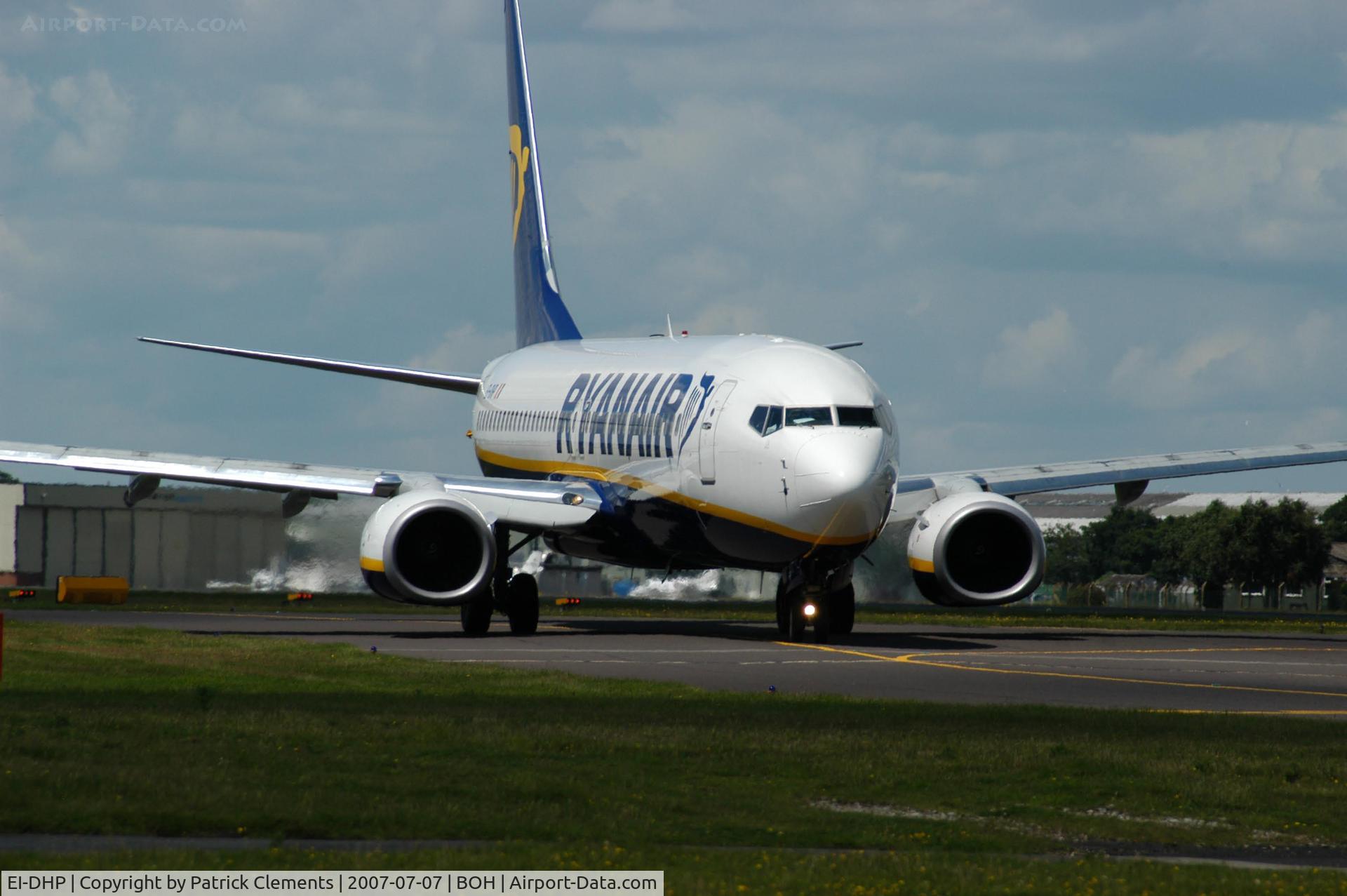 EI-DHP, 2005 Boeing 737-8AS C/N 33579, RYANAIR JUST LEFT TERMINAL FOR RUNWAY 26