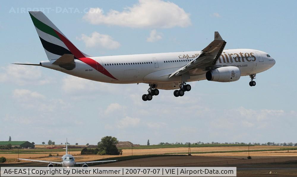 A6-EAS, 2003 Airbus A330-243 C/N 455, Emirates  A330
