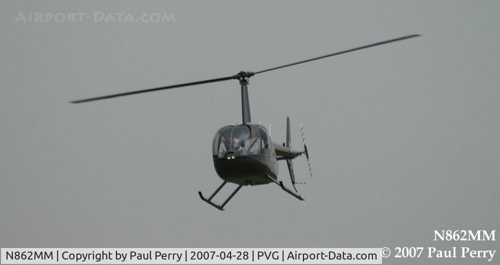 N862MM, 2006 Robinson R44 II C/N 11350, Slipping in to the pattern