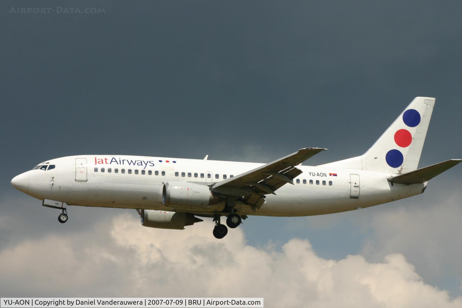 YU-AON, 1987 Boeing 737-3Q4 C/N 24208/1490, arrival of flight JU272 to rwy 25L