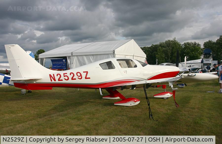 N2529Z, 2005 Lancair LC41-550FG C/N 41089, EAA AirVenture 2005