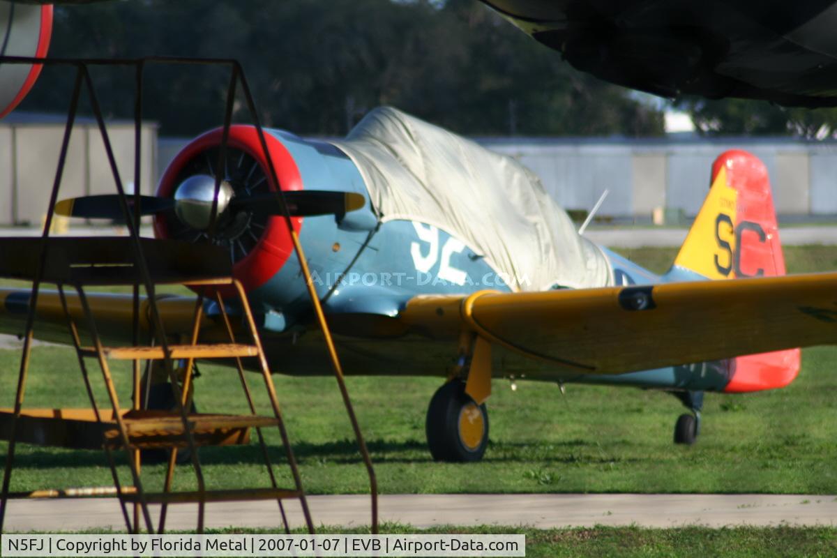 N5FJ, North American AT-6 C/N 88-14705, T-6/SNJ