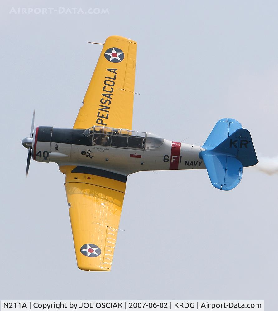 N211A, 1958 North American SNJ-6 Texan C/N 121-42318, Flying at WWII Weekend in Reading.