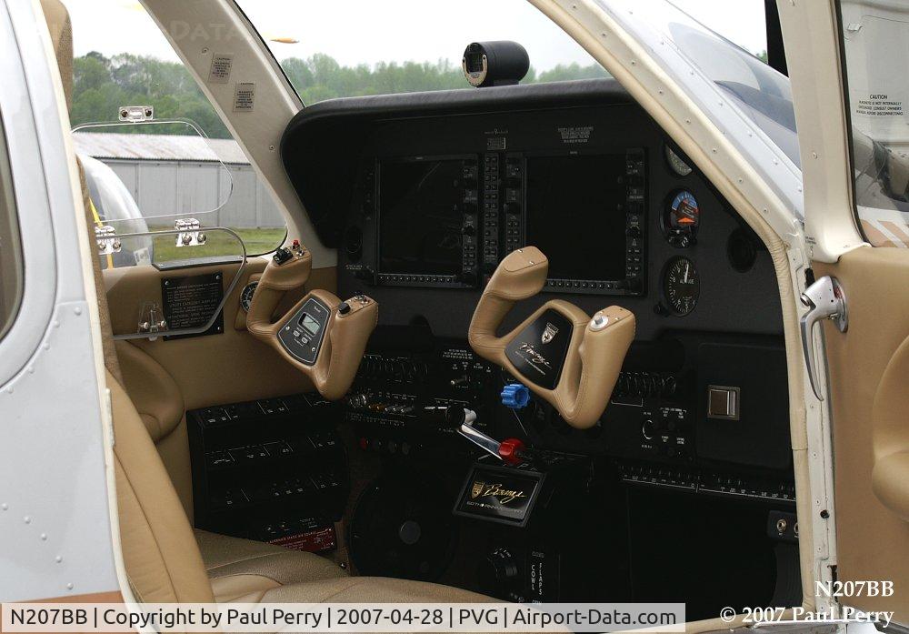 N207BB, 2006 Raytheon G36 Bonanza C/N E-3700, Well appointed, nice and glassy