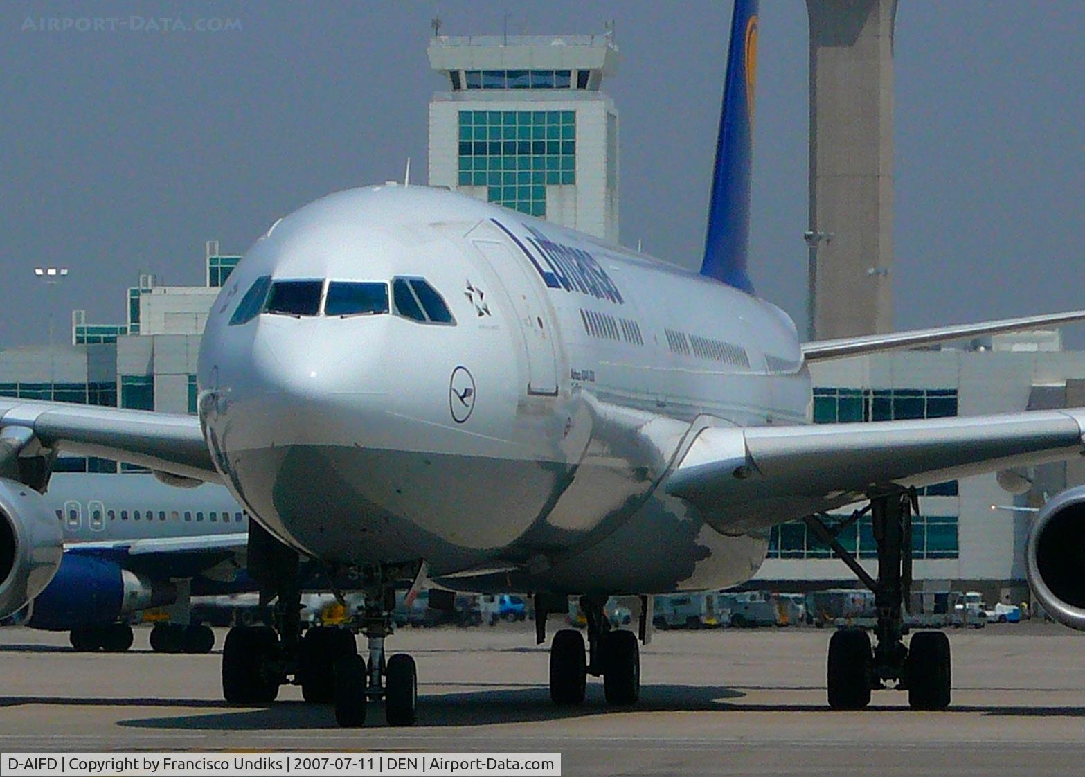 D-AIFD, 2001 Airbus A340-313X C/N 390, Lufthansa A340 from MUC on A41.