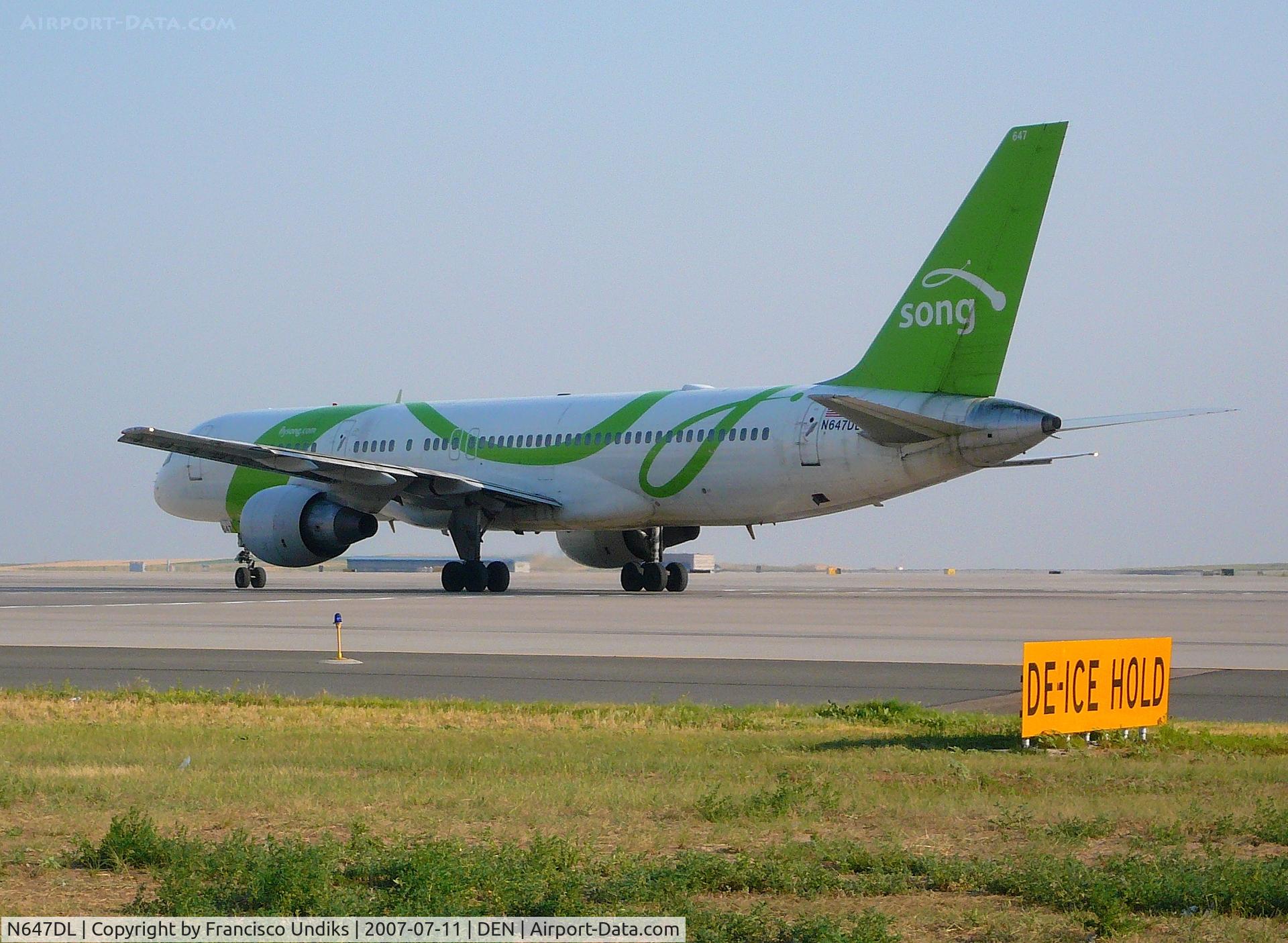 N647DL, 1989 Boeing 757-232 C/N 24218, Song 757-200 on Bravo November westbound.