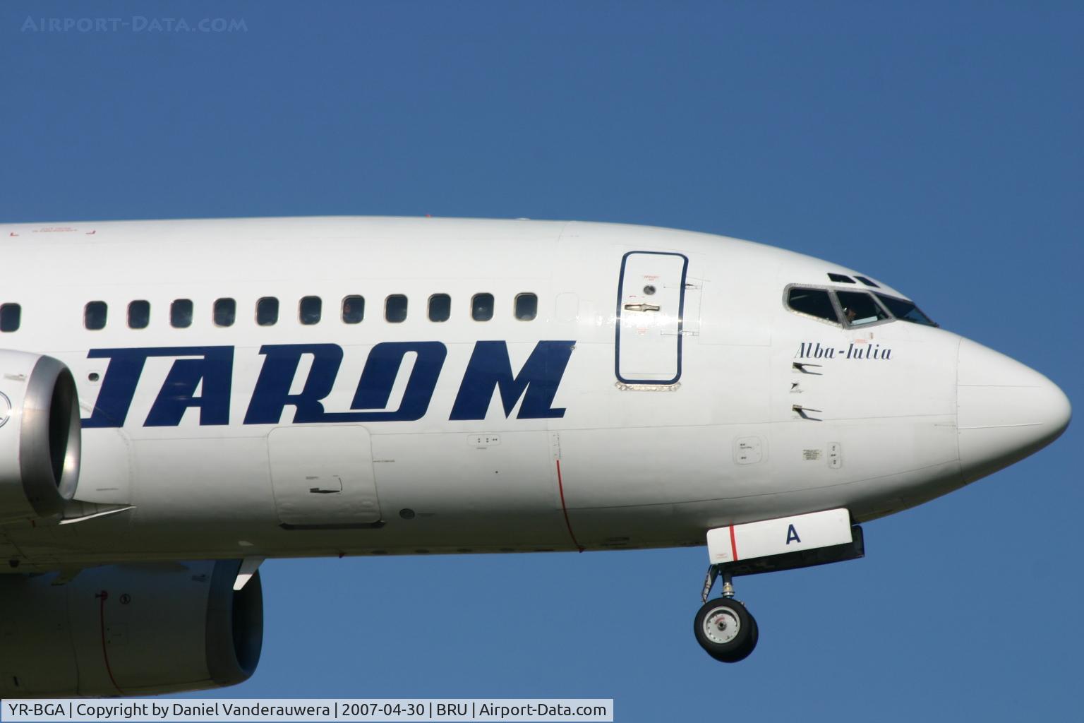 YR-BGA, 1993 Boeing 737-38J C/N 27179, flight RO371 is descending to rwy 02