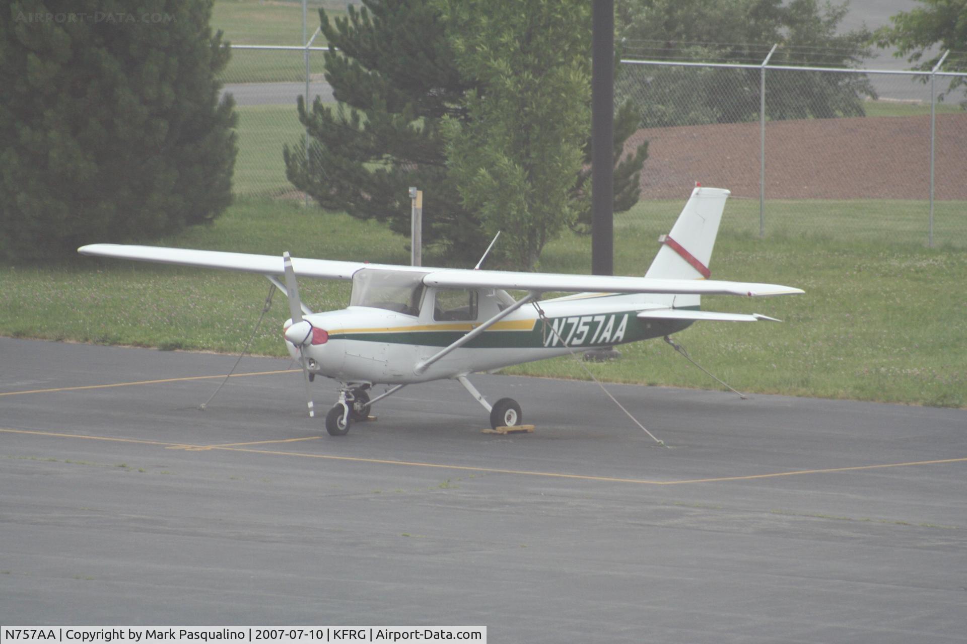 N757AA, 1977 Cessna 152 C/N 15279575, Cessna 152