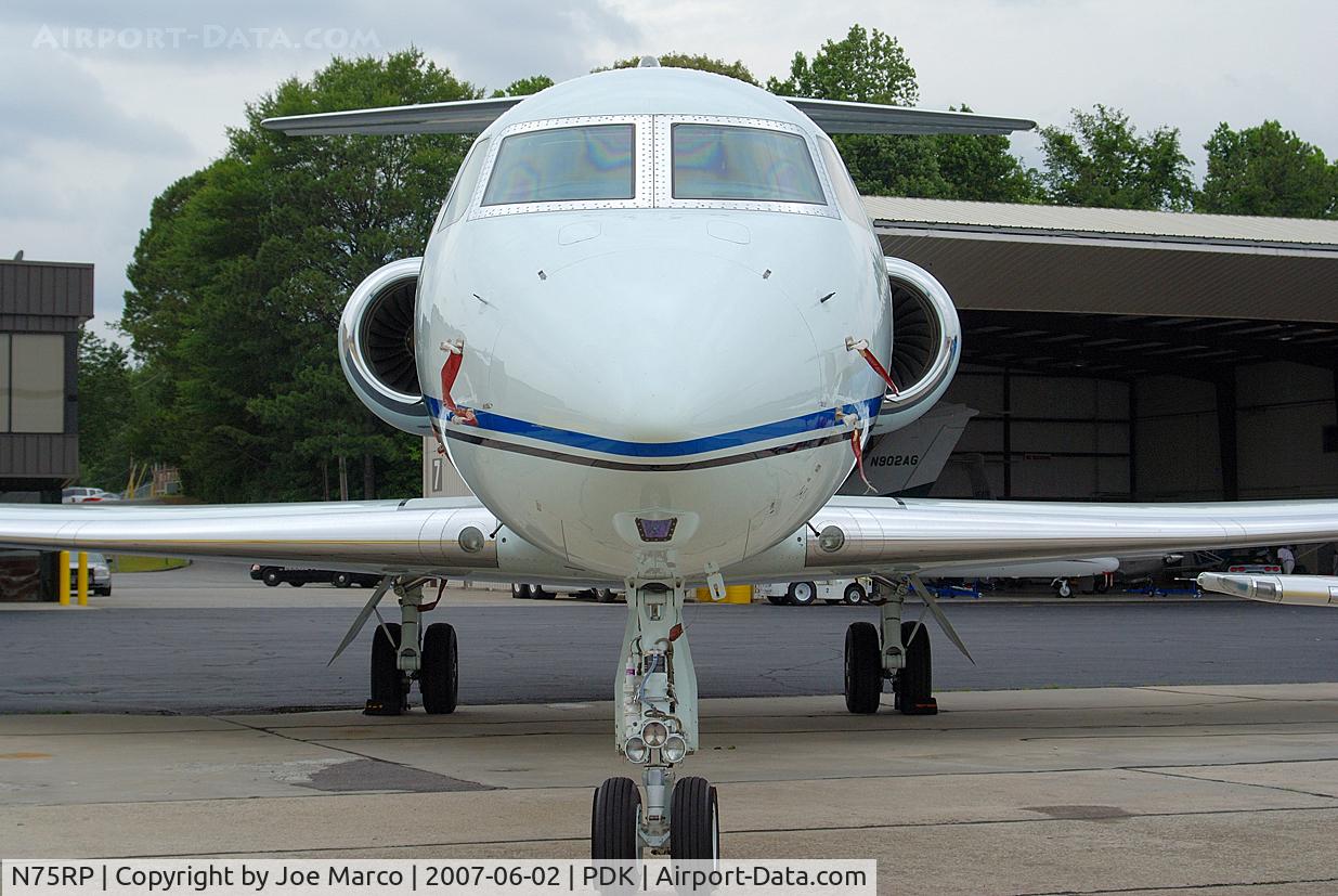 N75RP, 1997 Gulfstream Aerospace G-V C/N 528, @PDK