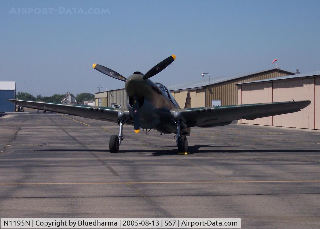 N1195N, 1942 Curtiss P-40N Warhawk C/N 130158, Front View