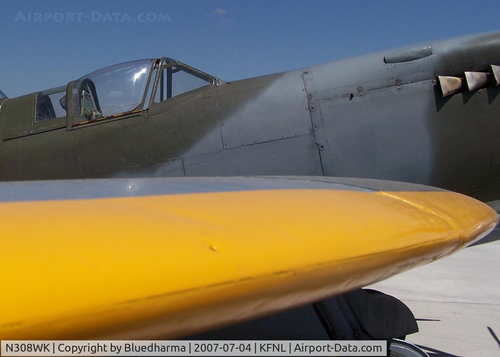 N308WK, 1945 Supermarine 361 Spitfire Tr9 C/N CBAF.4494, Leading edge