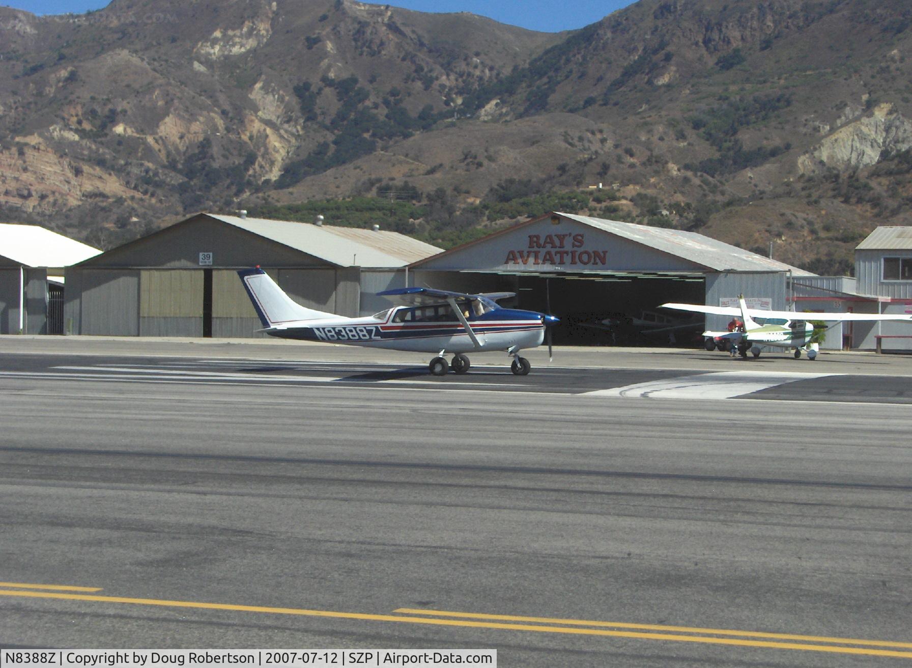 N8388Z, 1963 Cessna 210-5 C/N 205-0388, 1963 Cessna 210-5 (205) UTILINE (fixed gear version of 210C) Continental IO-470-E 260 Hp, takeoff roll Rwy 22