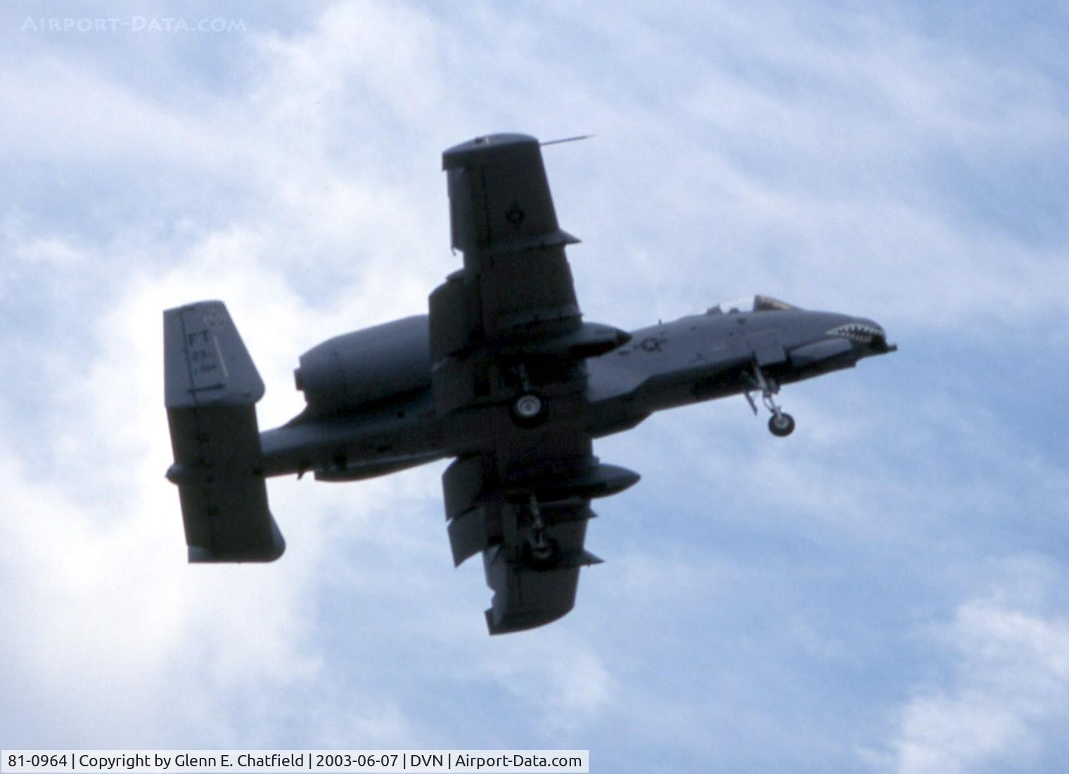 81-0964, 1981 Fairchild Republic A-10A Thunderbolt II C/N A10-0659, A-10A  performance at the Quad Cities Air Show