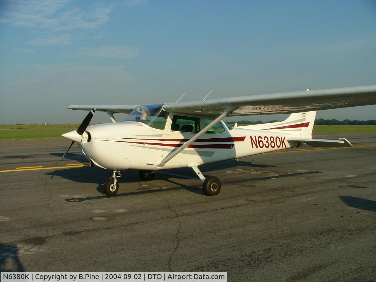 N6380K, 1980 Cessna 172P C/N 17274189, Picture taken at Denton Airport