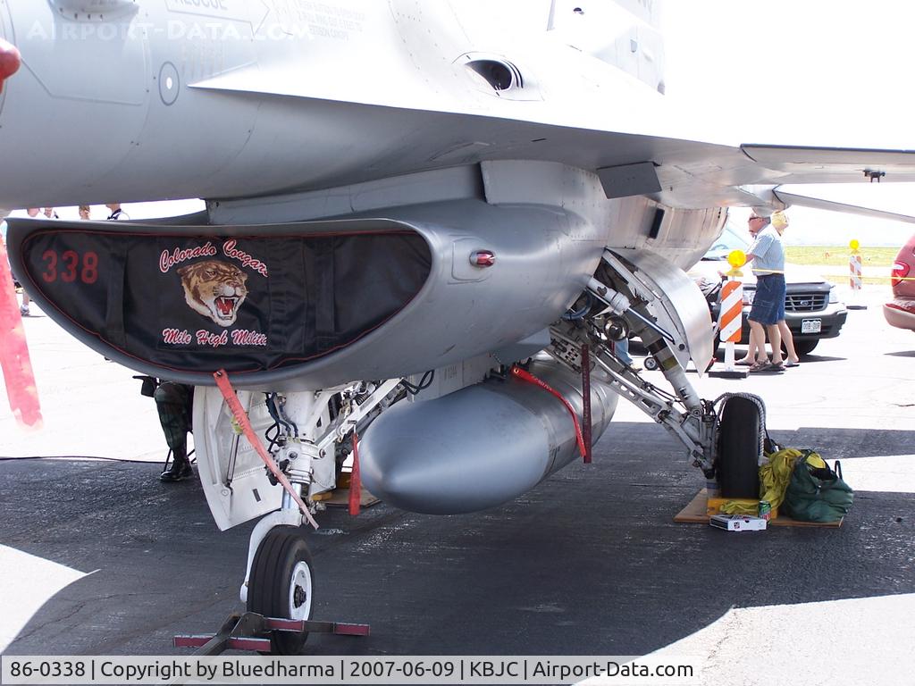 86-0338, 1986 General Dynamics F-16C Fighting Falcon C/N 5C-444, F-16 Undercarriage
