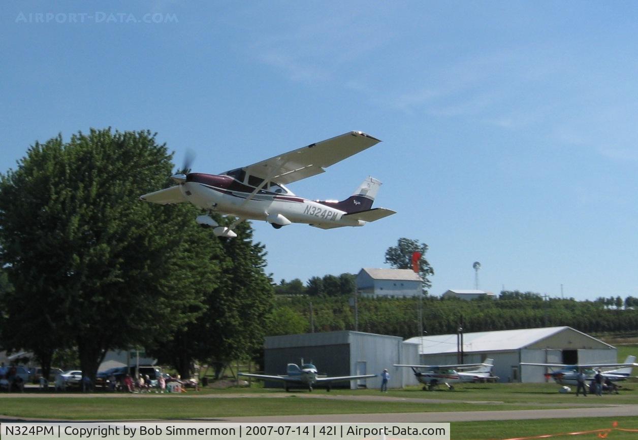 N324PM, 2004 Cessna 182T Skylane C/N 18281335, At the Zanesville, OH fly-in breakfast & lunch