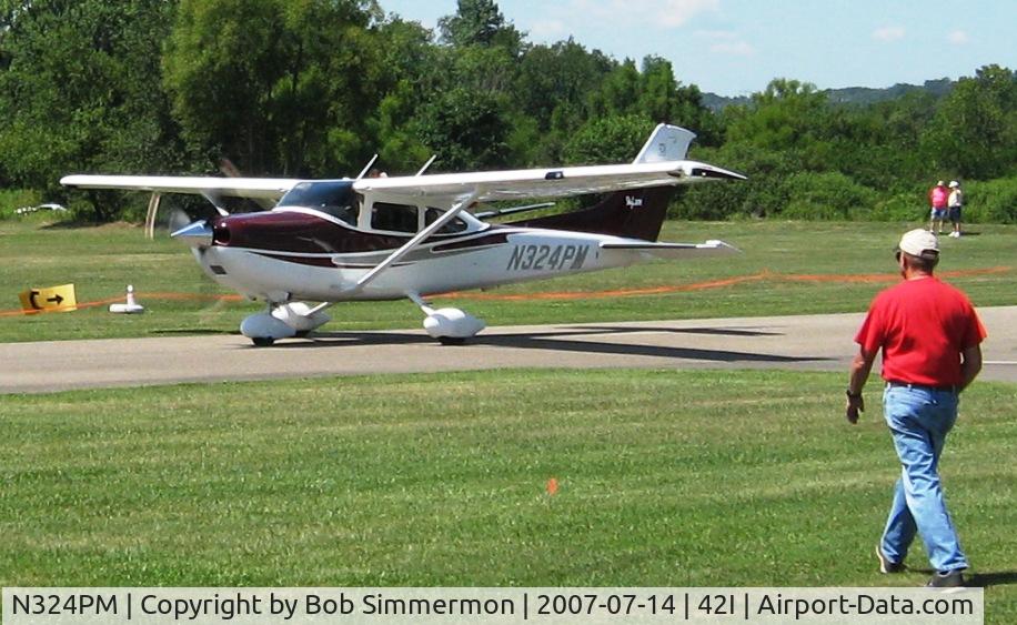 N324PM, 2004 Cessna 182T Skylane C/N 18281335, At the Zanesville, OH fly-in breakfast & lunch