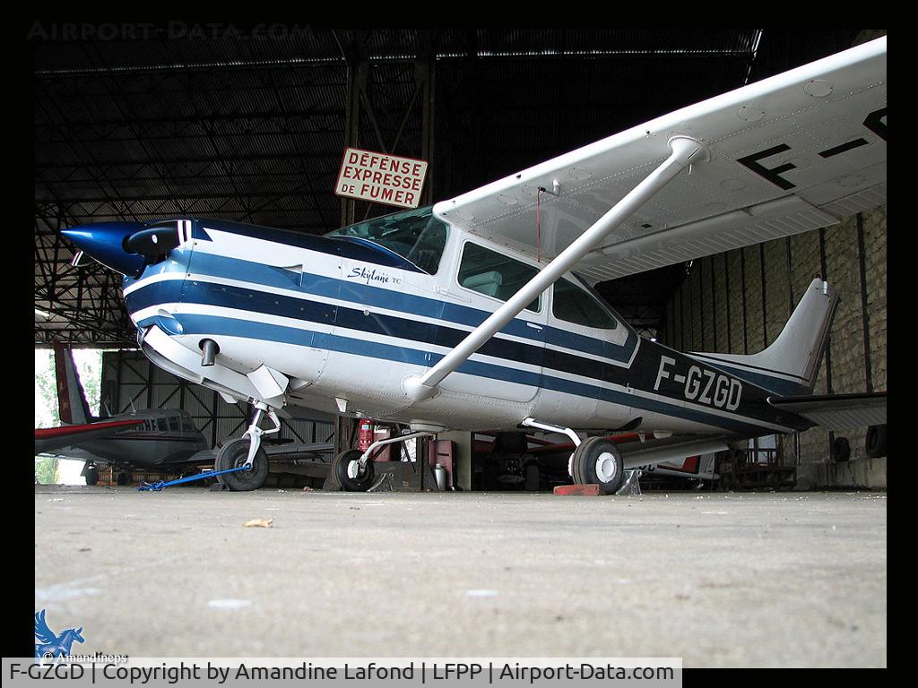 F-GZGD, Cessna TR182 Turbo Skylane RG Turbo Skylane RG C/N R182-00766, dedicated to G.D