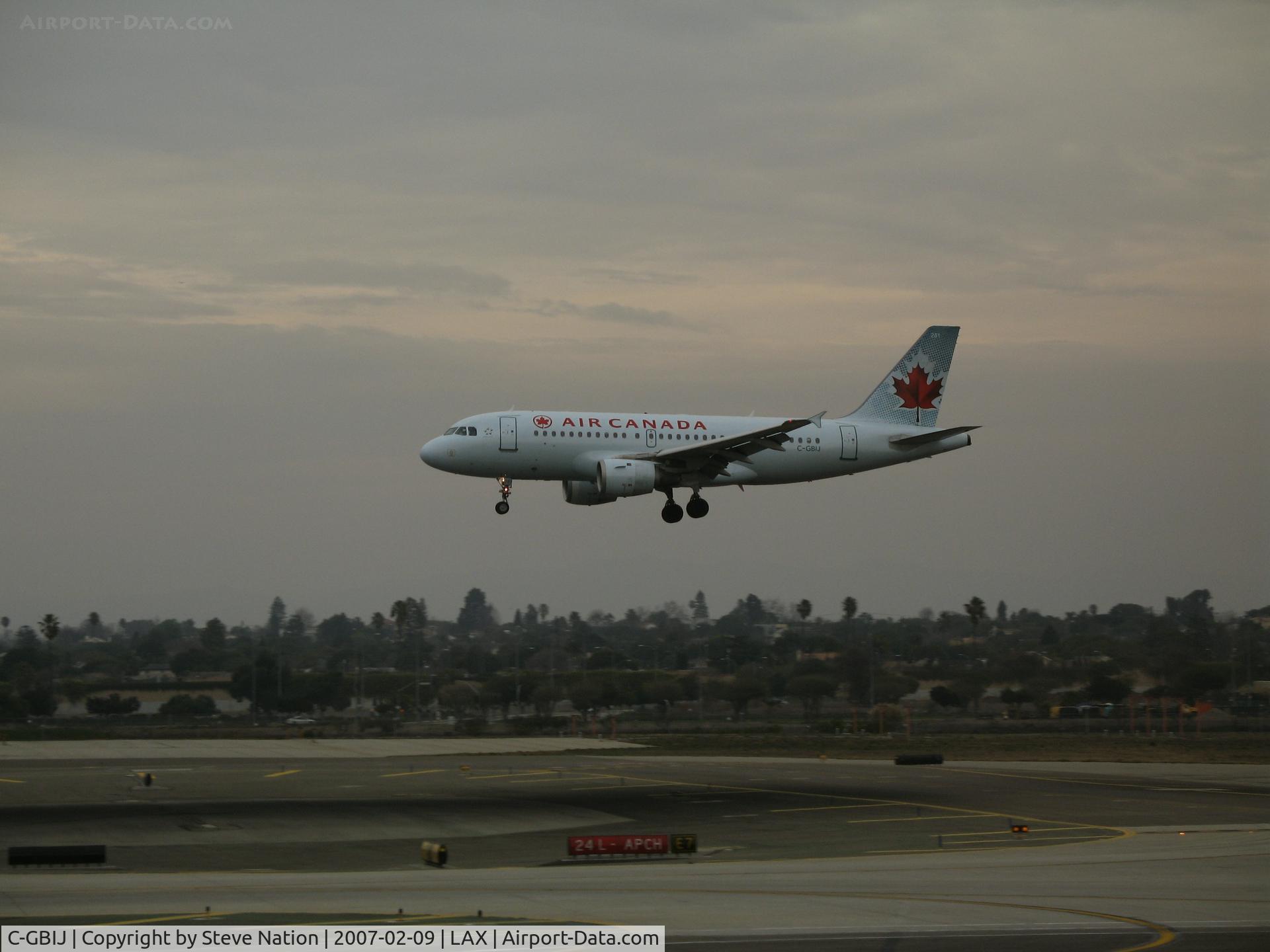 C-GBIJ, 1998 Airbus A319-114 C/N 829, Air Canada A319-114 on final to LAX