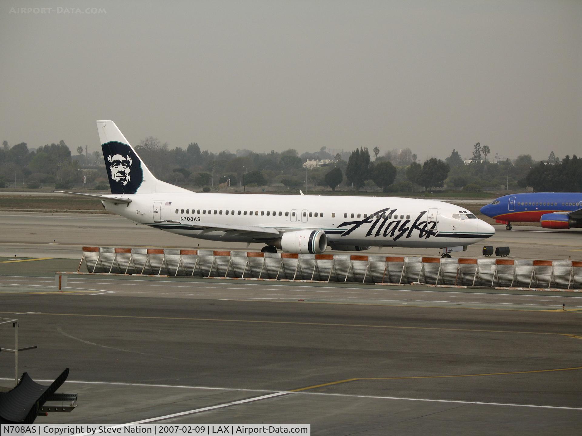 N708AS, 1999 Boeing 737-490 C/N 28895, Alaska 737-490 taxying @ LAX