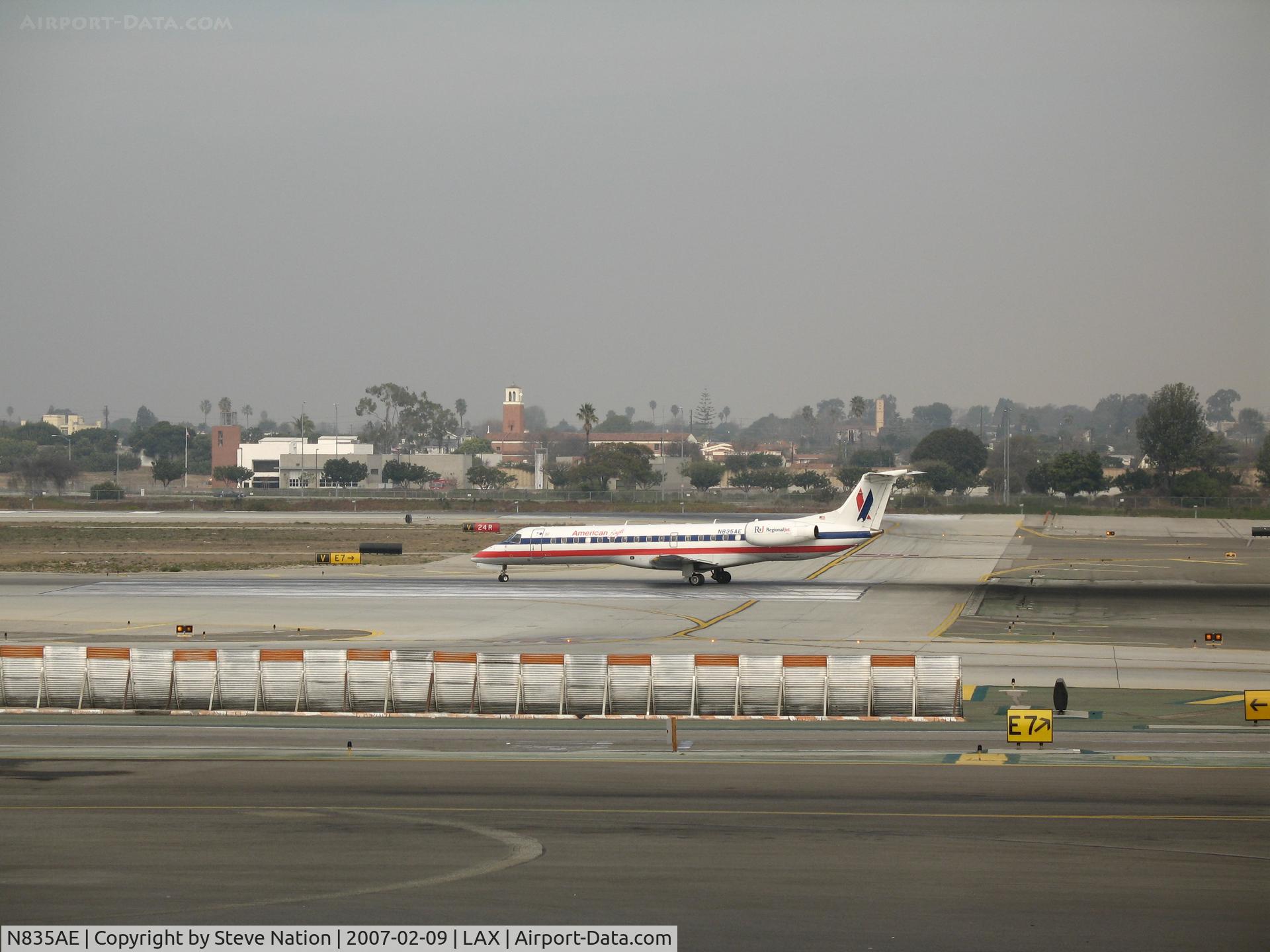 N835AE, 2002 Embraer ERJ-140LR (EMB-135KL) C/N 145634, American Eagle EMB-135KL rolling @ LAX