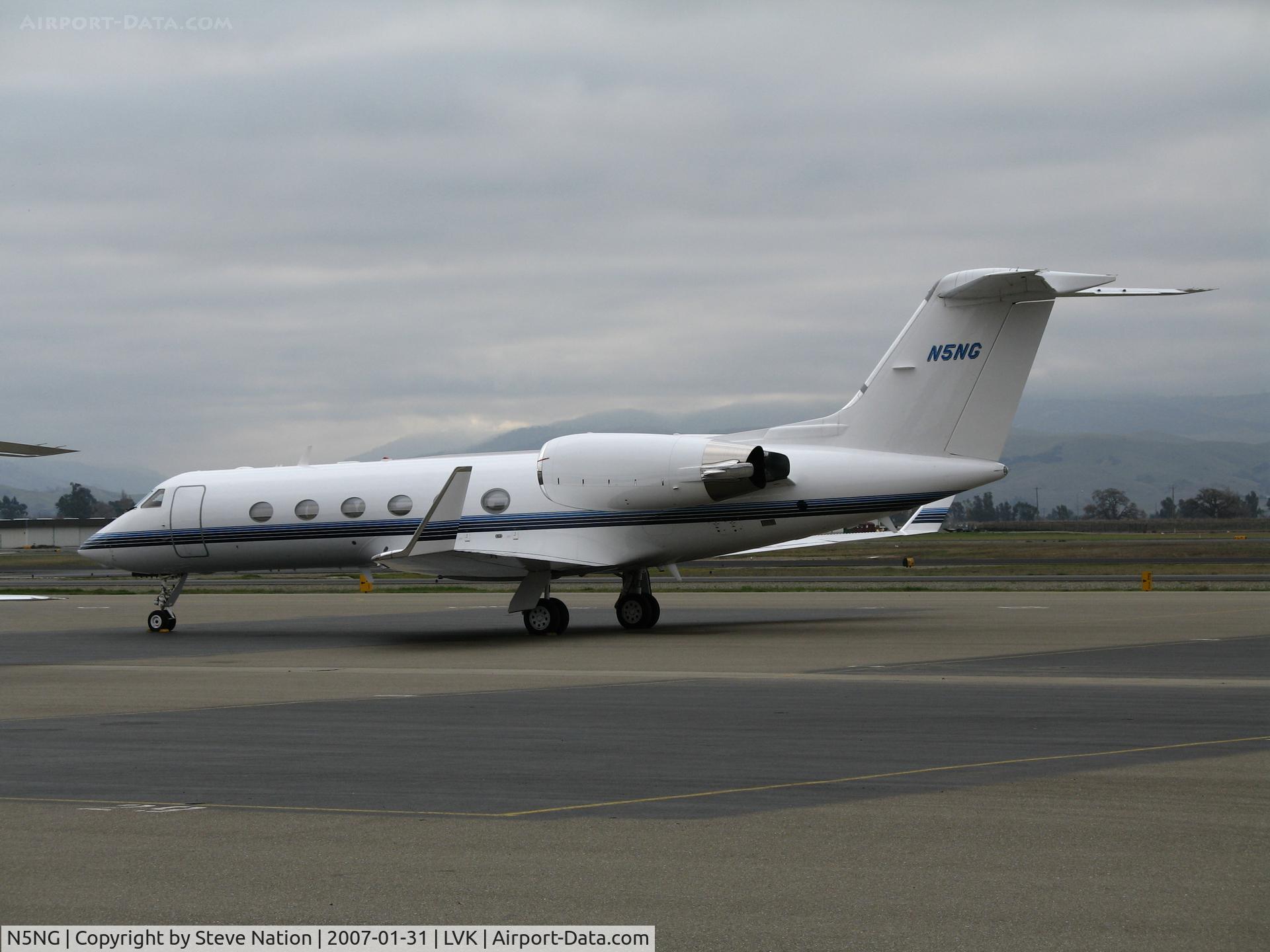 N5NG, 2002 Gulfstream Aerospace G-IV C/N 1485, Northrop Grumman G-IV @ Livermore Municipal Airport