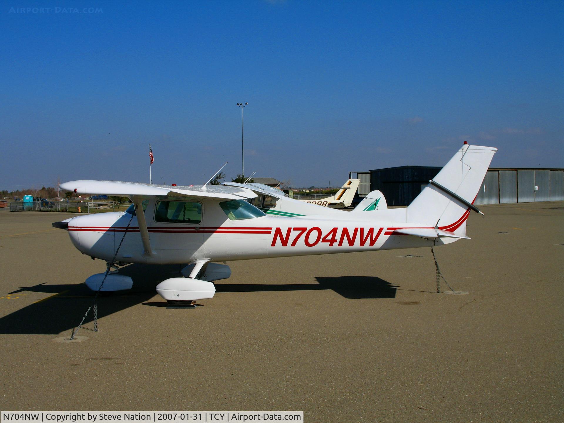N704NW, 1976 Cessna 150M C/N 15078752, Cessna 150M @ Tracy Municipal Airport, CA