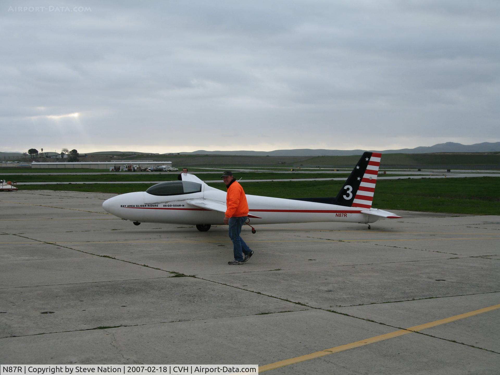 N87R, 1966 Schweizer SGS 2-32 C/N 41, Bay area Gliders #3 1966 Schweizer SGS 2-32 sailplane @ Hollister (CA) Municipal Airport