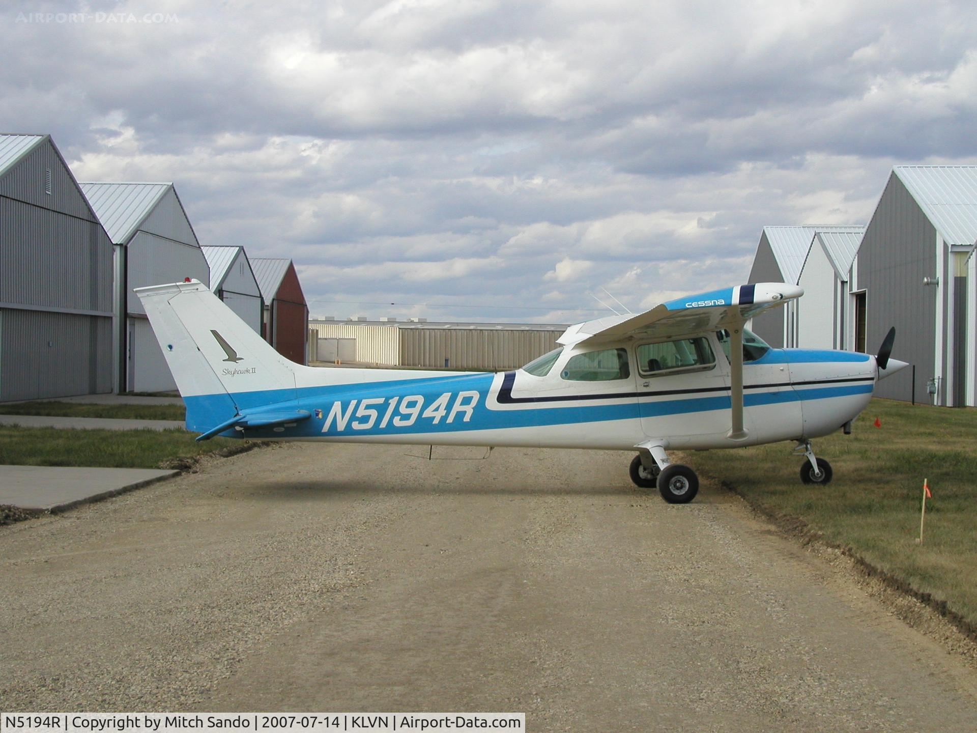 N5194R, 1974 Cessna 172M C/N 17263411, Cessna Skyhawk parked outside of it's hangar at Airlake.