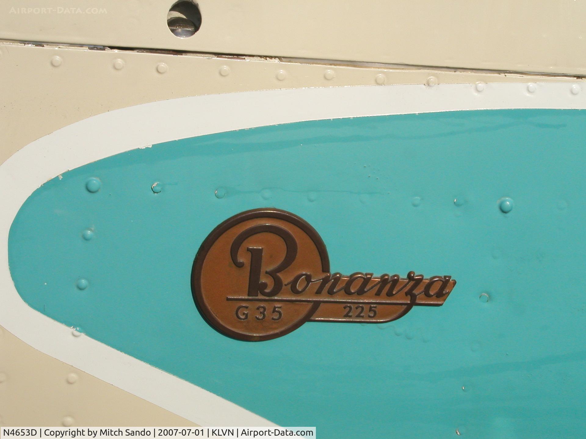 N4653D, 1956 Beech G35 Bonanza C/N D-4852, Beechcraft Bonanza emblem.