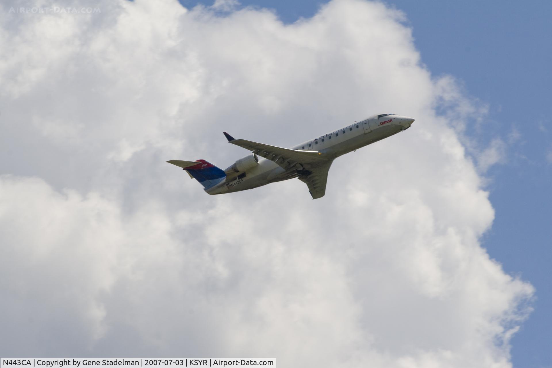 N443CA, 2001 Bombardier CRJ-200ER (CL-600-2B19) C/N 7539, Another nice day in Syracuse