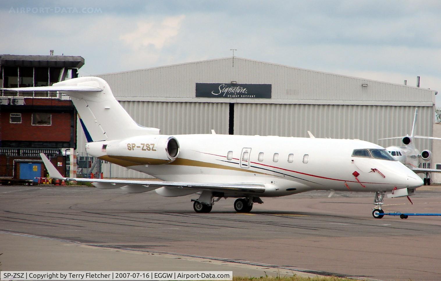 SP-ZSZ, 2005 Bombardier Challenger 300 (BD-100-1A10) C/N 20044, Challenger 300
