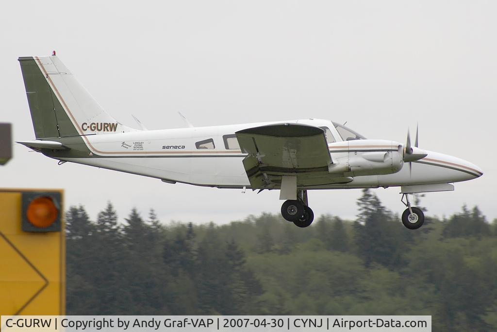 C-GURW, 1974 Piper PA-34-200 Seneca C/N 34-7450156, Langley Flying School Piper PA34