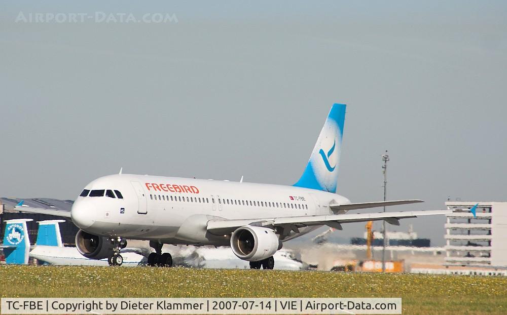 TC-FBE, 1990 Airbus A320-212 C/N 132, FREEBIRD A320 line up RWY 16