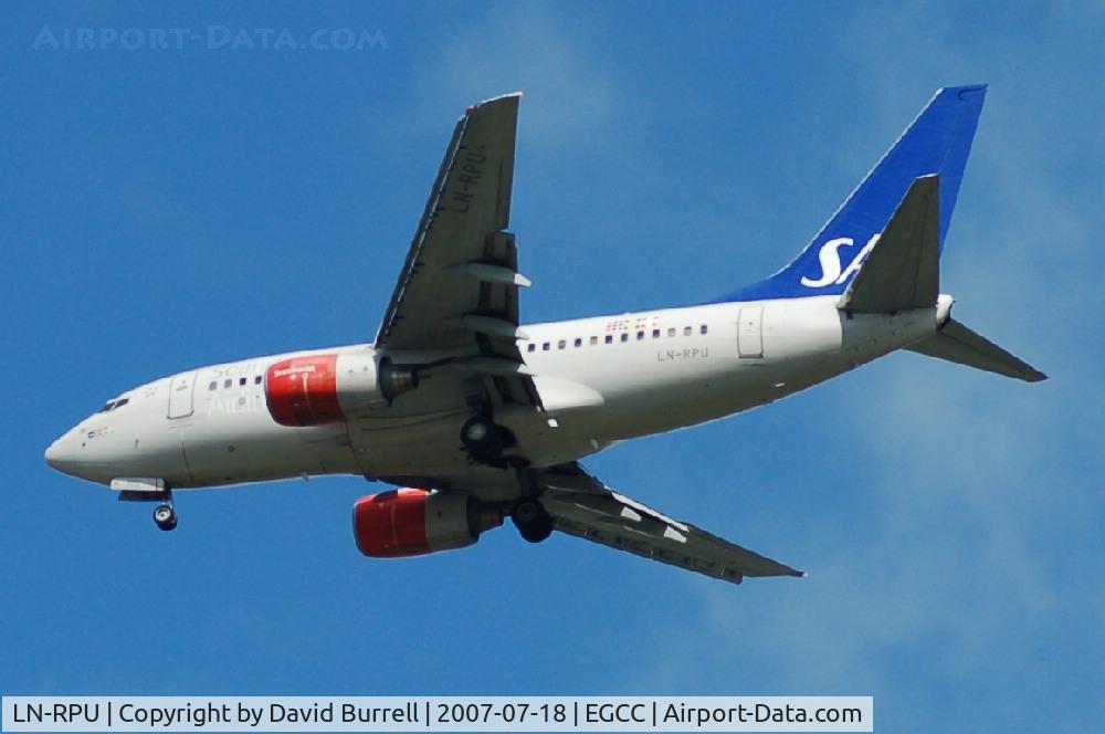 LN-RPU, 1999 Boeing 737-683 C/N 28312, SAS - Landing
