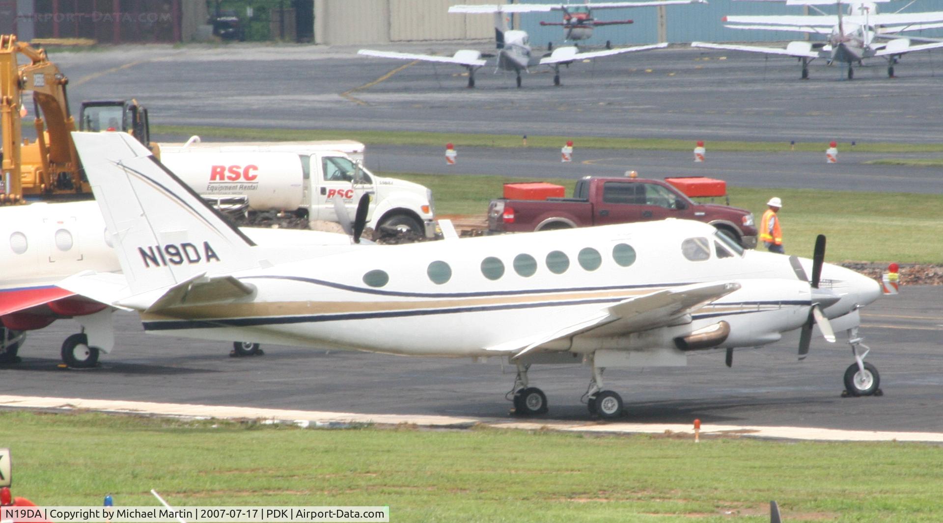 N19DA, 1980 Beech B100 King Air C/N BE-87, Tied down @ Signature Flight Support