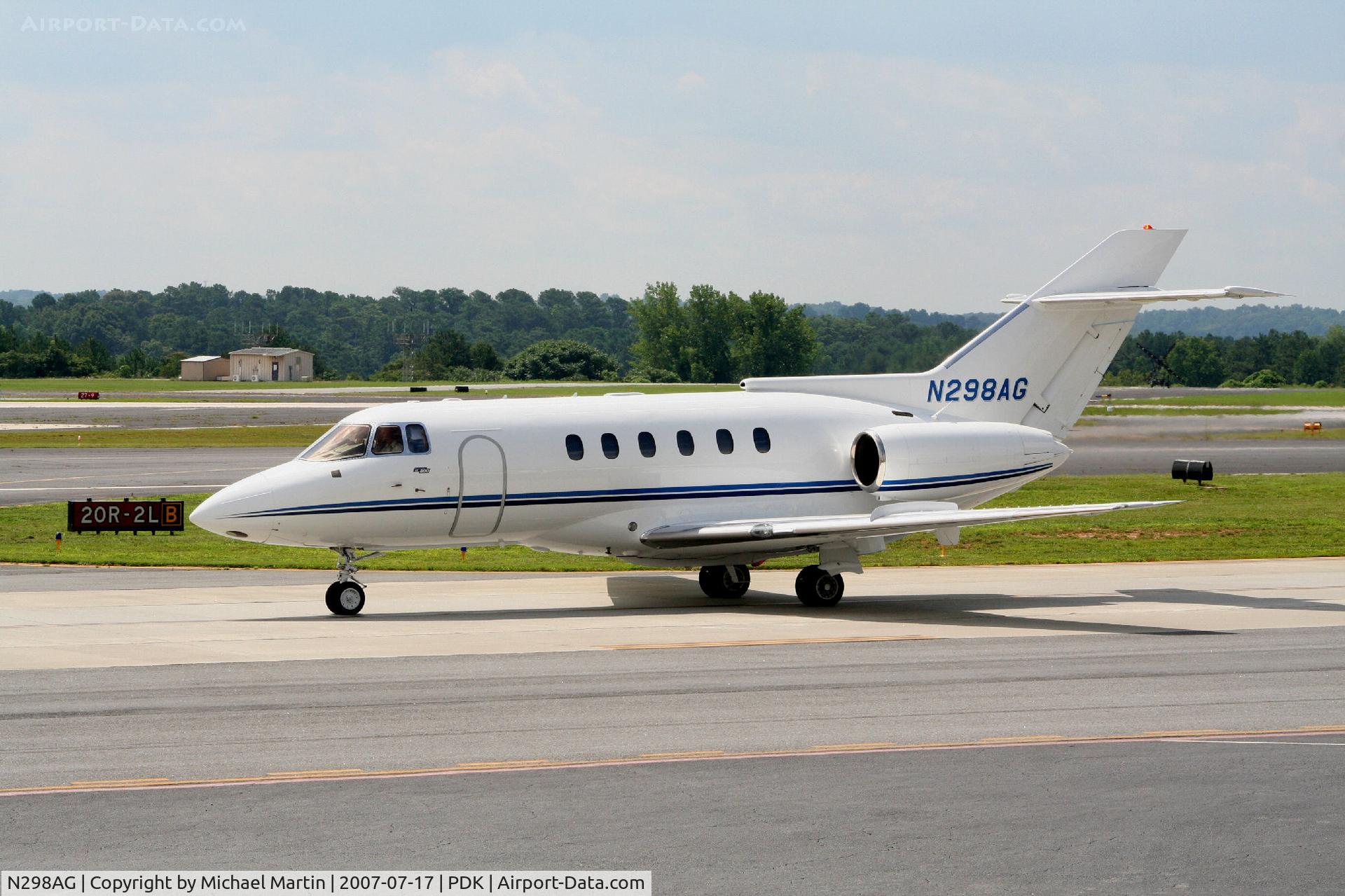 N298AG, 1984 British Aerospace BAe.125 Series 800A C/N 258014, Taxing to Epps Air Service