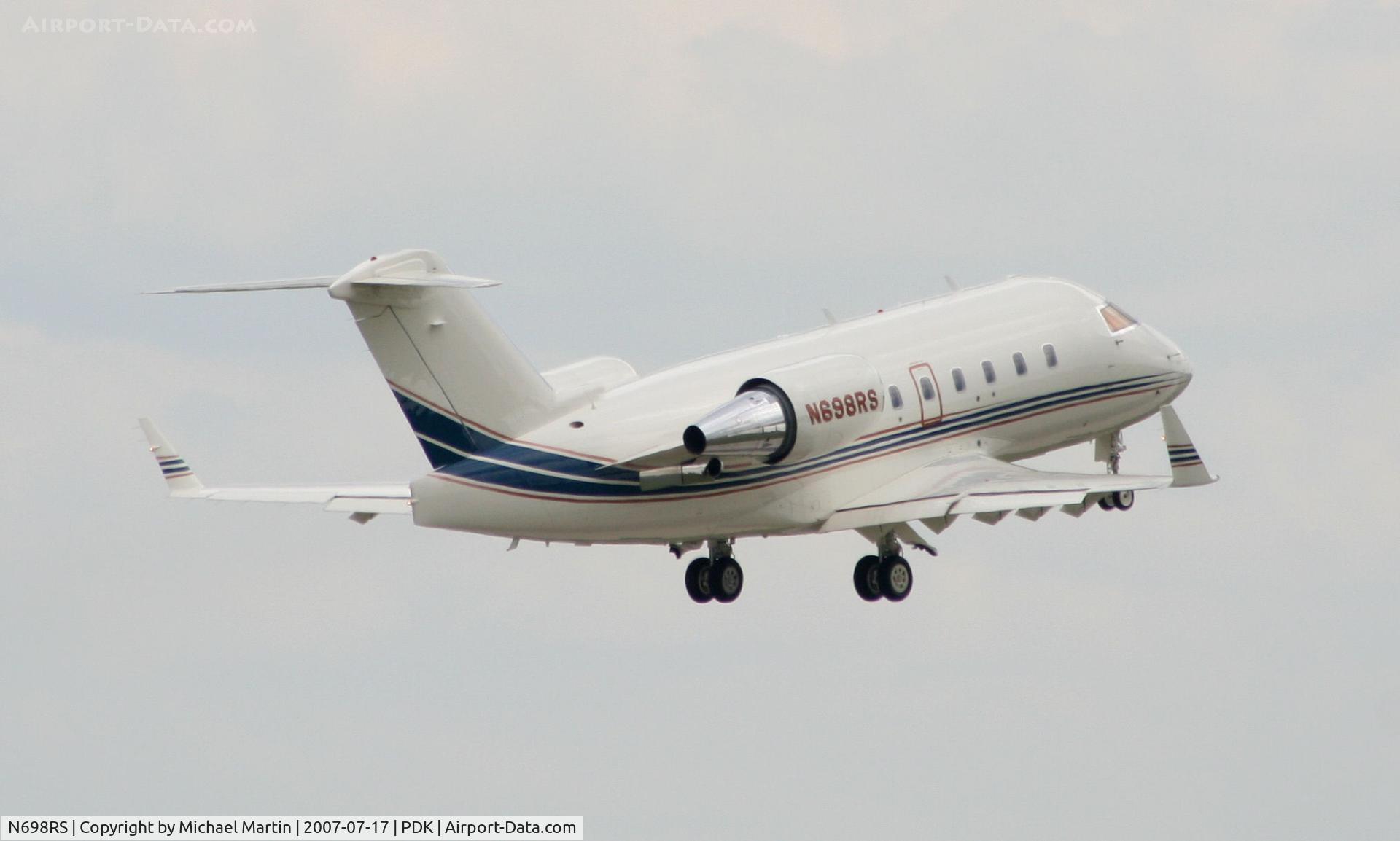 N698RS, 2000 Bombardier Challenger 604 (CL-600-2B16) C/N 5460, Departing PDK enroute to FLL